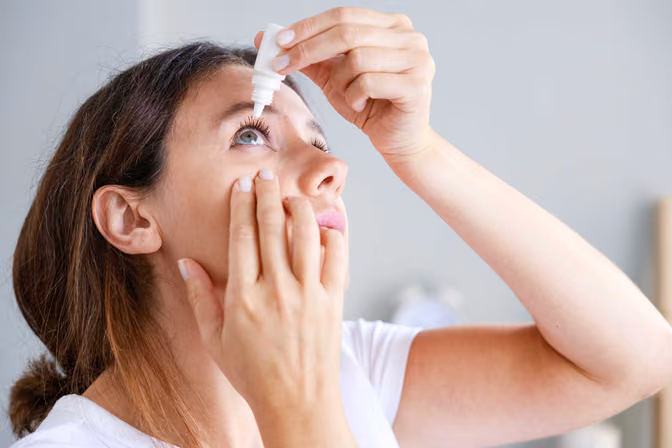 FDA Issues Eyedrops Products Warning